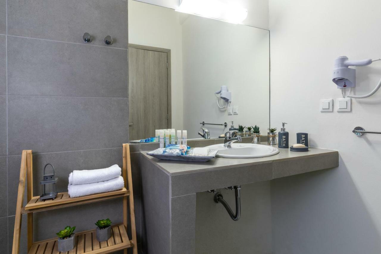 Rose Central Master Bedroom Apartment Rhodes City Dış mekan fotoğraf